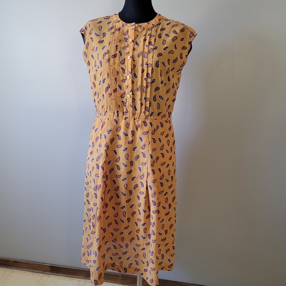 Vintage 70s mustard paisley button front dress with pintucks 1940s style - Picture 1 of 14